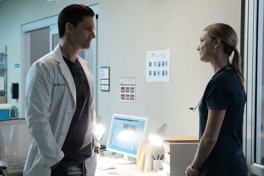 THE RESIDENT: L-R: Guest star Warren Christie and Emily VanCamp in the "None the Wiser" episode of THE RESIDENT airing Monday, Feb. 26 (9:00-10:00 PM ET/PT) on FOX. ©2018 Fox Broadcasting Co. Cr: Guy D'Alema/FOX