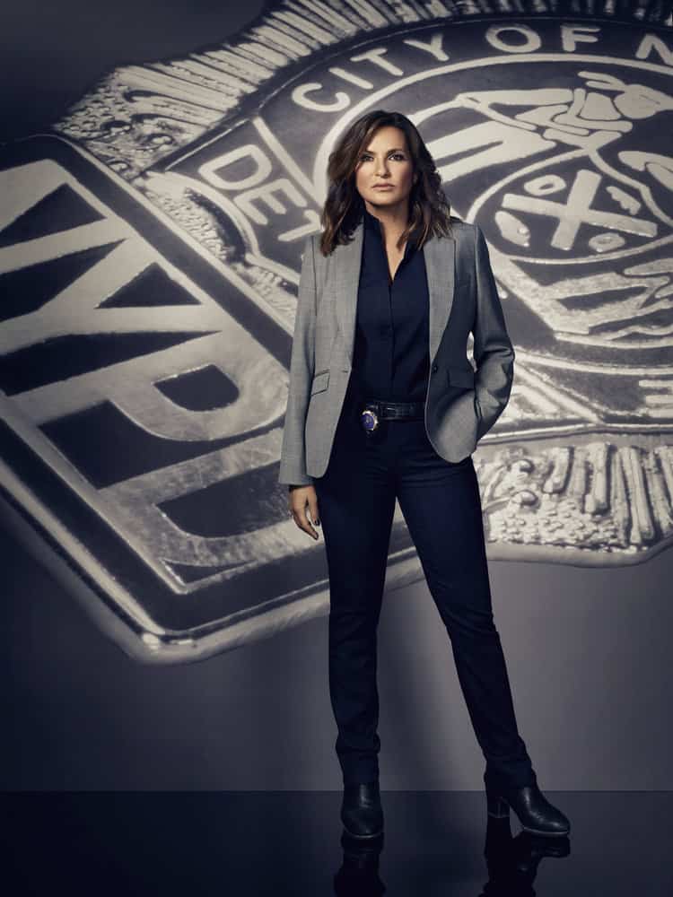LAW & ORDER SVU Season 19 Cast Promo Photos SEAT42F