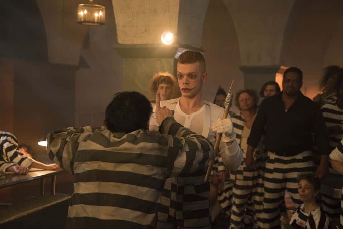 GOTHAM: Robin Lord Taylor in the “A Dark Knight: A Beautiful Darkness” episode of GOTHAM airing Thursday, March 8 (8:00-9:00 PM ET/PT) on FOX. ©2018 Fox Broadcasting Co. Cr: Barbara Nitke/FOX GOTHAM: Robin Lord Taylor in the “A Dark Knight: A Beautiful Darkness” episode of GOTHAM airing Thursday, March 8 (8:00-9:00 PM ET/PT) on FOX. ©2018 Fox Broadcasting Co. Cr: Barbara Nitke/FOX