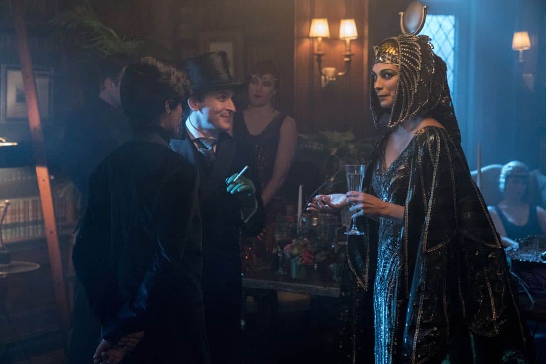 GOTHAM: L-R: Robin Lord Taylor and Morena Baccarin in the “A Dark Knight: A Beautiful Darkness” episode of GOTHAM airing Thursday, March 8 (8:00-9:00 PM ET/PT) on FOX. ©2018 Fox Broadcasting Co. Cr: David Giesbrecht/FOX