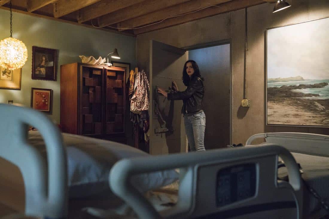 Krysten Ritter Marvel's Jessica Jones Season 2 | Photo Credit : David Giesbrecht/Netflix