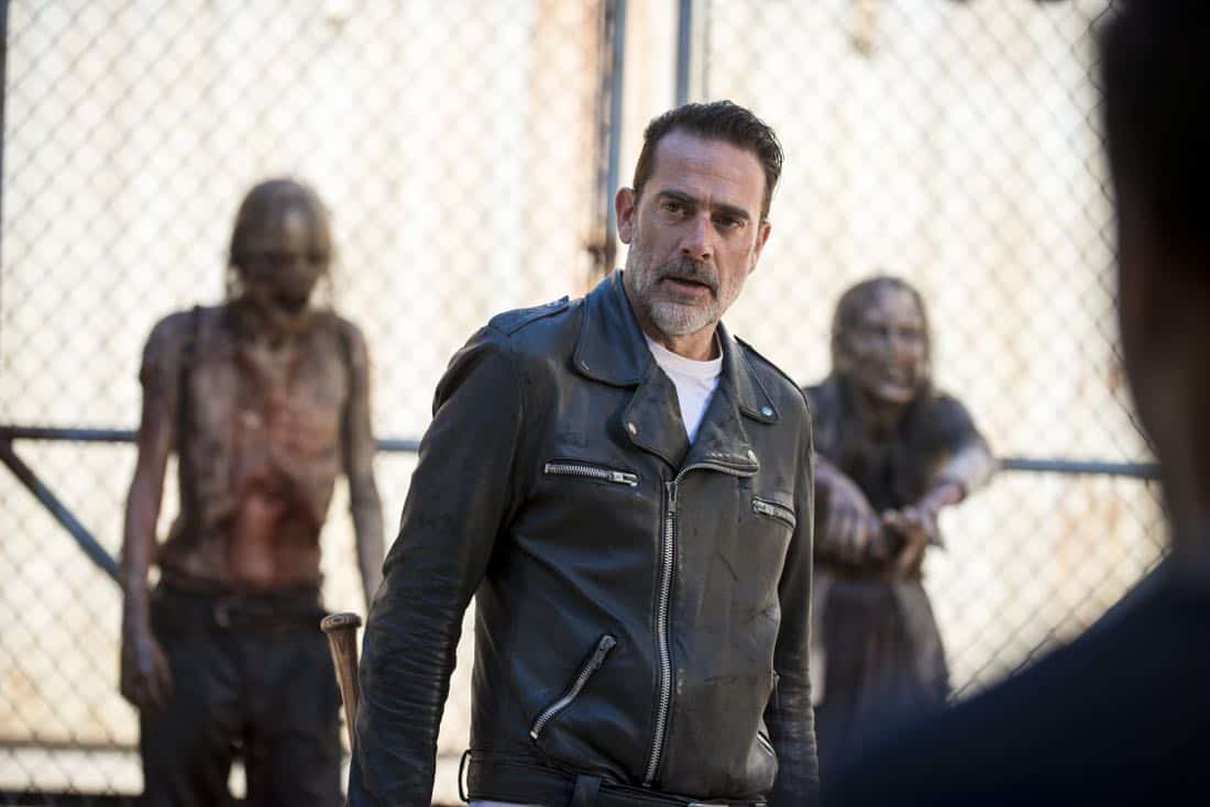 The Walking Dead Saison 11 Ep 8 THE WALKING DEAD Season 8 Episode 11 Photos Dead or Alive Or | SEAT42F