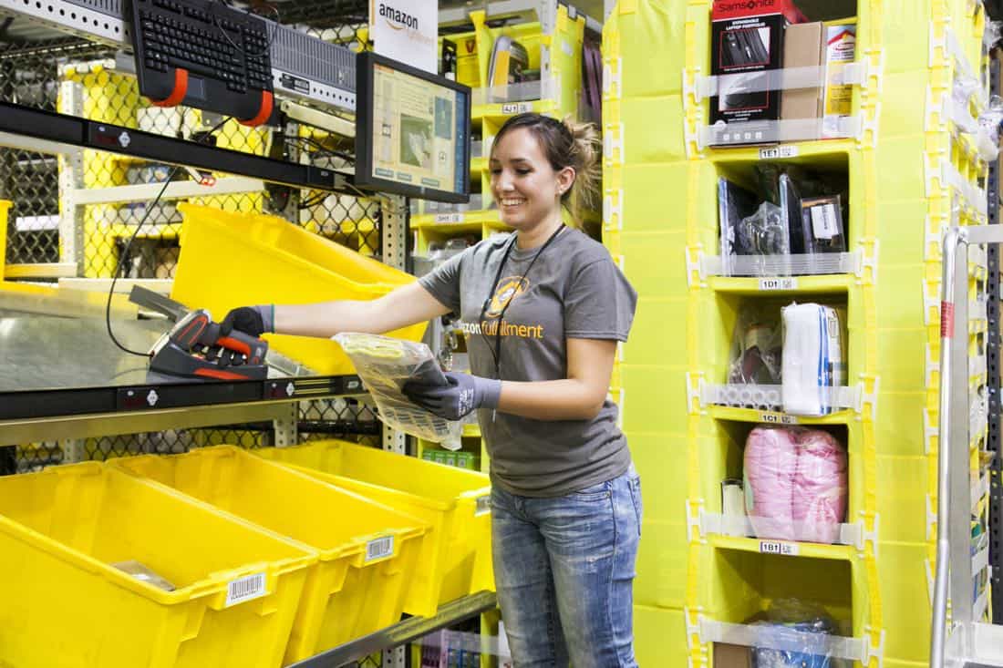 Amazon-Employee-Picking