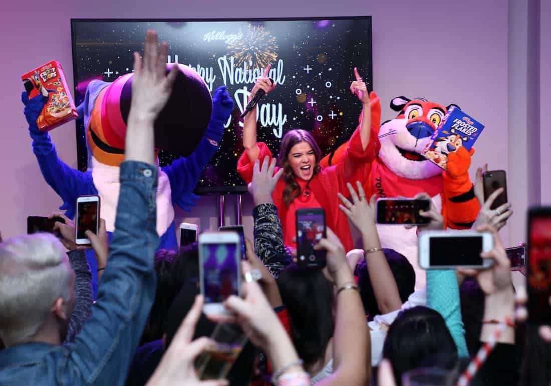 Hailee Steinfeld celebrates #NationalCerealDay with cereal's biggest fans at Kellogg's NYC CafÈ. Credit: Sara Jaye Weiss