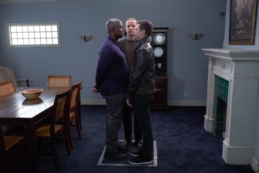 BROOKLYN NINE-NINE: L-R: Andy Samberg, Andre Braugher and guest star Marc Evan Jackson in the “Safe House” spring premiere episode of BROOKLYN NINE-NINE airing Sunday, March 18 (8:30-9:00 PM ET/PT) on FOX. CR: John P Fleenor/ FOX