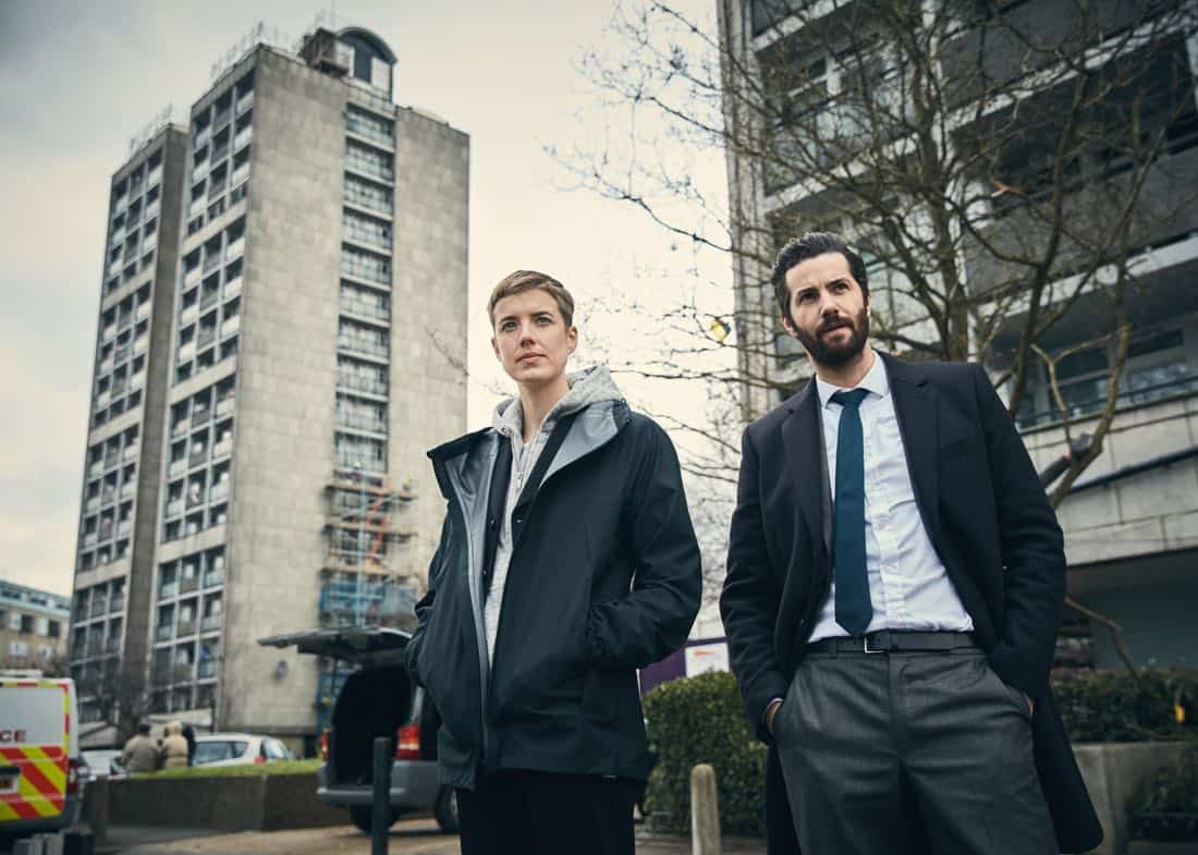HARD SUN -- "The Sun, The Moon, The Truth" - Episode 101 - Malcontent police detective, DCI Charlie Hicks is deeply suspicious of his new partner DI Elaine Renko. But their first investigation into what seems like a straightforward case of suicide exposes a state secret that will connect them for life. Elaine Renko (Agyness Deyn) and Charlie Hicks (Jim Sturgess) shown. (Photo by: Robert Viglasky/Hulu)
