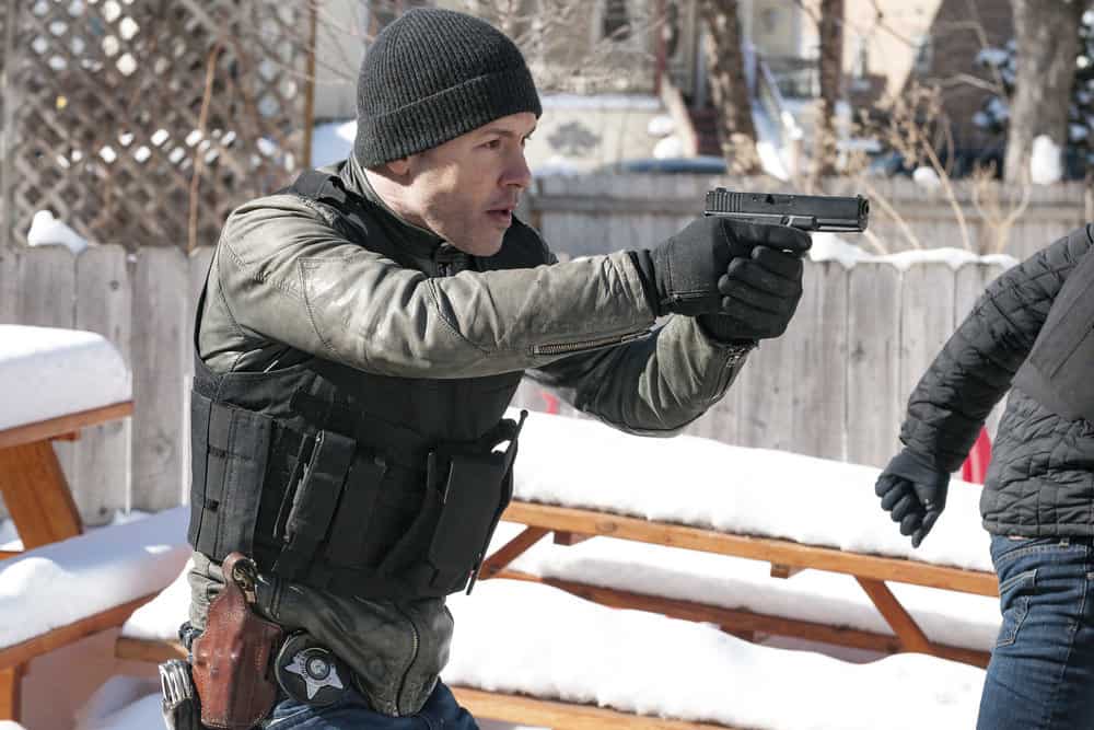 CHICAGO P.D. -- "Breaking Point" Episode 517 -- Pictured: Jon Seda as Antonio Dawson -- (Photo by: Matt Dinerstein/NBC)