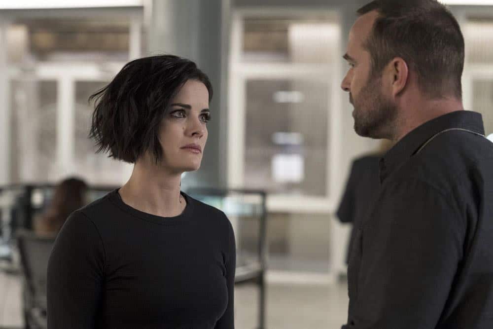 BLINDSPOT -- "Deductions" Episode 315 -- Pictured: (l-r) Jaimie Alexander as Jane Doe, Sullivan Stapleton as Kurt Weller -- (Photo by: David Giesbrecht/NBC)