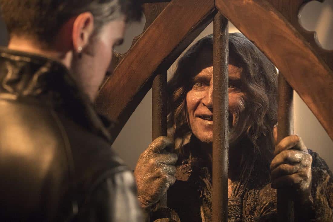ONCE UPON A TIME - "Knightfall" - Rogers strikes a deal with Eloise despite Tilly's fair warning, while Ivy struggles to find herself after Victoria's death. Meanwhile, in a faraway realm, Hook confronts Captain Ahab over a legendary magical talisman which can free Alice, only to learn that his quest may have unintended consequences, on "Once Upon a Time," FRIDAY, MARCH 16 (8:00-9:01 p.m. EDT), on The ABC Television Network. (ABC/Jack Rowand) ROBERT CARLYLE