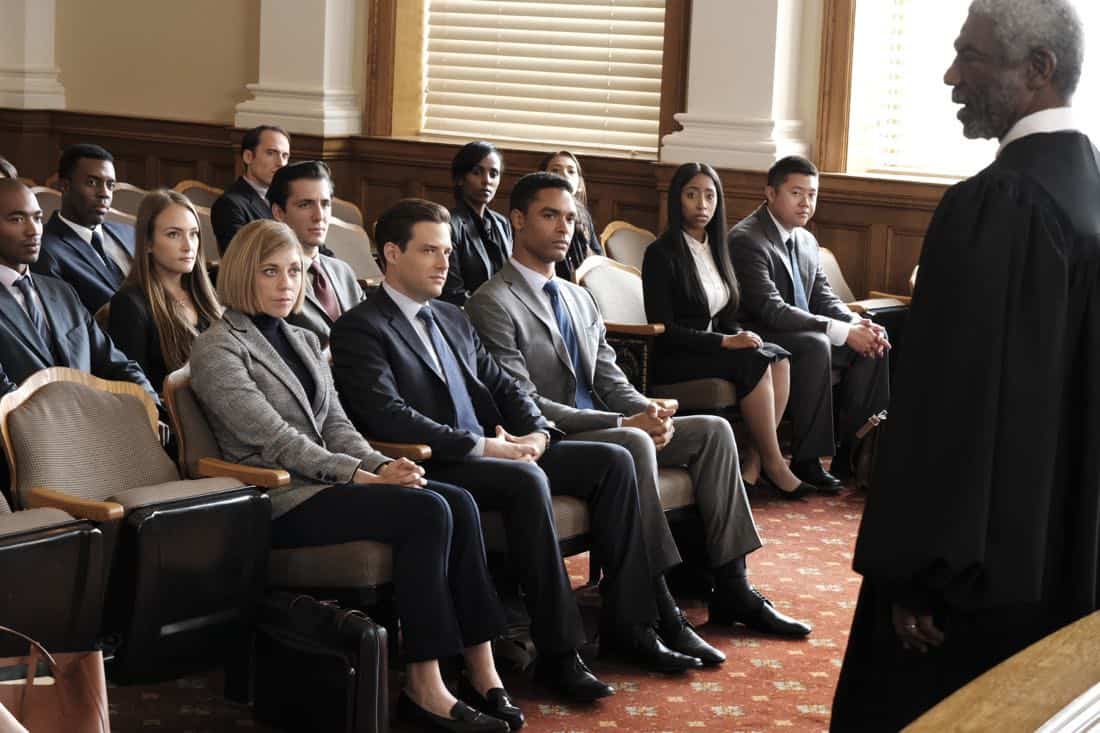 FOR THE PEOPLE - "Pilot" - Set in the United States District Court for the Southern District of New York (a.k.a. "The Mother Court"), the new Shondaland series follows six talented young lawyers working on opposite sides of the law and handling the most high-profile and high-stakes federal cases in the country. These lawyers will be put to the test both personally and professionally as their lives intersect in and out of America's most prestigious trial court, on "For The People," TUESDAY, MARCH 13 (10:00-11:00 p.m. EDT), on The ABC Television Network. (ABC/Nicole Wilder) SUSANNAH FLOOD, BEN RAPPAPORT, REGÉ-JEAN PAGE, VONDIE CURTIS-HALL FOR THE PEOPLE - "Pilot" - Set in the United States District Court for the Southern District of New York (a.k.a. "The Mother Court"), the new Shondaland series follows six talented young lawyers working on opposite sides of the law and handling the most high-profile and high-stakes federal cases in the country. These lawyers will be put to the test both personally and professionally as their lives intersect in and out of America's most prestigious trial court, on "For The People," TUESDAY, MARCH 13 (10:00-11:00 p.m. EDT), on The ABC Television Network. (ABC/Nicole Wilder) SUSANNAH FLOOD, BEN RAPPAPORT, REGÉ-JEAN PAGE, VONDIE CURTIS-HALL