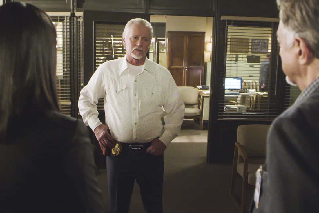 ÃÂThe CapilanosààThe BAU is called to Oklahoma to investigate a murderous clown terrorizing the sleepy town of Guymon, on CRIMINAL MINDS, Wednesday, March 21 (10:00-11:00 PM, ET/PT) on the CBS Television Network. Pictured: Lowell Dean (Chief Josh Harrison) Photo: Best Screen Grab Available é2018 CBS Broadcasting, Inc. All Rights Reserved