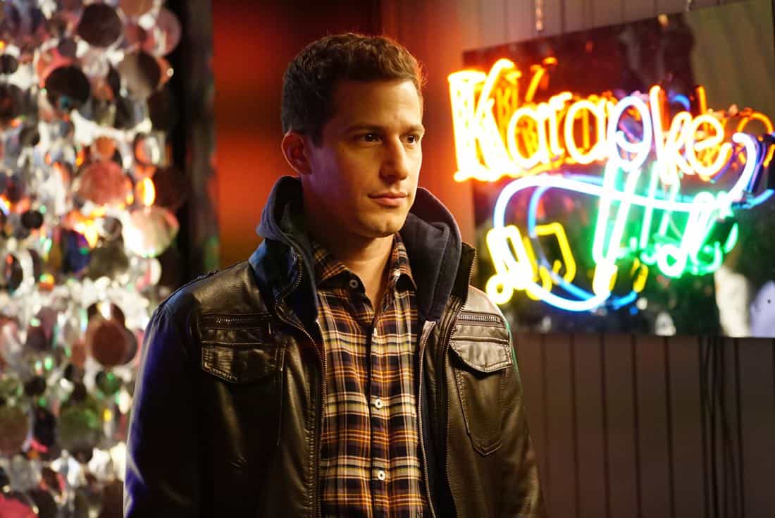 BROOKLYN NINE-NINE: Andy Samberg in the “The Negotiation” episode of BROOKLYN NINE-NINE airing Sunday, March 25 (8:30-9:00 PM ET/PT) on FOX. CR: FOX