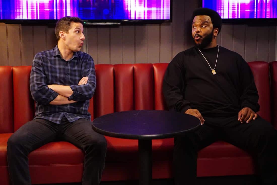 BROOKLYN NINE-NINE: L-R: Andy Samberg and guest star Craig Robinson in the “The Negotiation” episode of BROOKLYN NINE-NINE airing Sunday, March 25 (8:30-9:00 PM ET/PT) on FOX. CR: FOX