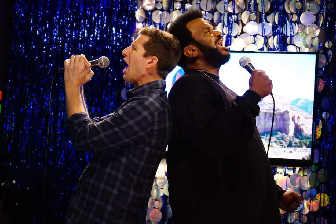 BROOKLYN NINE-NINE: L-R: Andy Samberg and guest star Craig Robinson in the “The Negotiation” episode of BROOKLYN NINE-NINE airing Sunday, March 25 (8:30-9:00 PM ET/PT) on FOX. CR: FOX