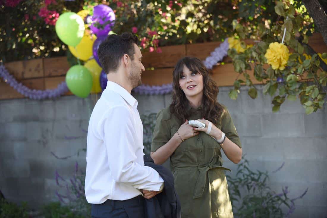 NEW GIRL: L-R: Jake Johnson and Zooey Deschanel in the "About Three Years Later" season seven premiere episode of NEW GIRL airing Tuesday, April10 (9:30-10:00 PM ET/PT) on FOX. ©2018 Fox Broadcasting Co. Cr: Ray Mickshaw/FOX