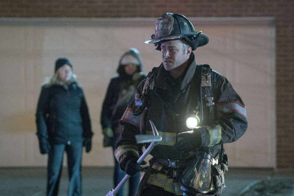 CHICAGO FIRE -- "Looking For A Lifeline" Episode 614 -- Pictured: Taylor Kinney as Kelly Severide -- (Photo by: Elizabeth Morris/NBC) CHICAGO FIRE -- "Looking For A Lifeline" Episode 614 -- Pictured: Taylor Kinney as Kelly Severide -- (Photo by: Elizabeth Morris/NBC)