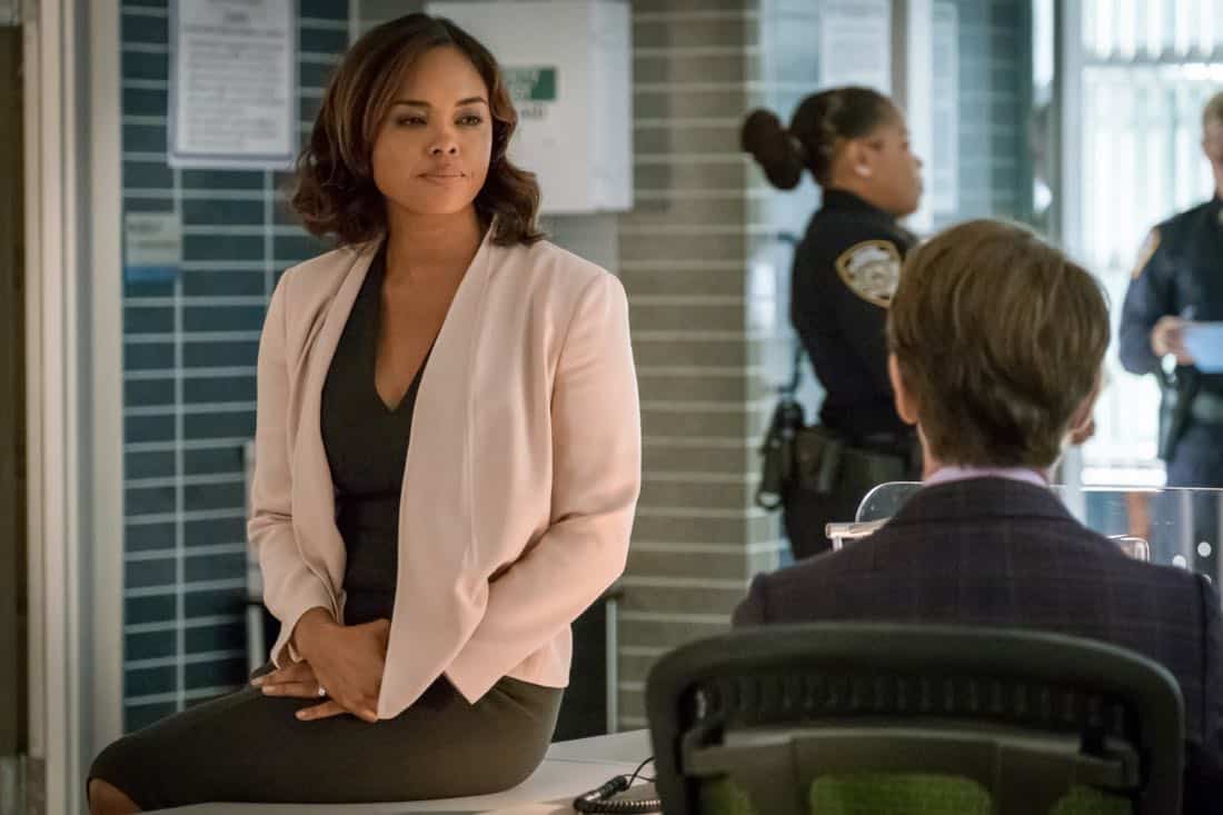 INSTINCT, a new drama starring Alan Cumming, Bojana Novakovic, Daniel Ings, Naveen Andrews and Sharon Leal, premieres Sunday, March 18 (8:00-9:00 PM, ET/PT) on the CBS Television Network. Alan Cumming stars as Dr. Dylan Reinhart, a gifted author, university professor and former CIA operative who is lured back to his old life by NYPD Detective Lizzie Needham (Bojana Novakovic) to help her stop a serial killer who is using Dylan's first book as a tutorial. Pictured Sharon Leal as Lt. Jasmine Gooden Photo: Jeff Neumann/CBS é 2017 CBS Broadcasting Inc. All Rights Reserved.