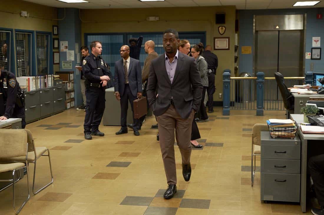 BROOKLYN NINE-NINE: Guest star Sterling K. Brown in the "The Box" episode of BROOKLYN NINE-NINE airing Sunday, April 1 (8:30-9:00 PM ET/PT) on FOX. CR: FOX