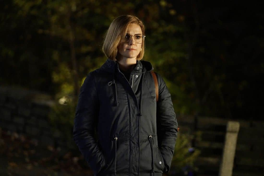 THE AMERICANS -- "Tchaikovsky" -- Season 6, Episode 2 (Airs Wednesday, April 4, 10:00 pm/ep) -- Pictured: Keri Russell as Elizabeth Jennings. CR: Patrick Harbron/FX