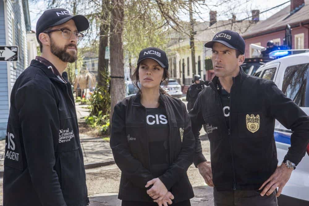ÃÂPowder KegààPride and his bar patrons, including Sydney Halliday (Riann Steele) who is visiting Pride after leaving the Army, are held hostage by a group of volatile thieves, on NCIS: NEW ORLEANS, Tuesday, April 17 (10:00-11:00 PM, ET/PT) on the CBS Television Network. Pictured L-R: Rob Kerkovich as Forensic Scientist Sebastian Lund, Vanessa Ferlito as FBI Special Agent Tammy Gregorio, and Lucas Black as Special Agent Christopher LaSalle Photo: Skip Bolen/CBS é2018 CBS Broadcasting, Inc. All Rights Reserved