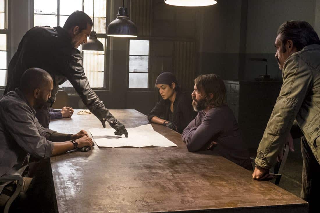 Steven Ogg as Simon, Jeffrey Dean Morgan as Negan, Elizabeth Ludlow as Arat, Austin Amelio as Dwight, Saviors - The Walking Dead _ Season 8, Episode 15 - Photo Credit: Gene Page/AMC