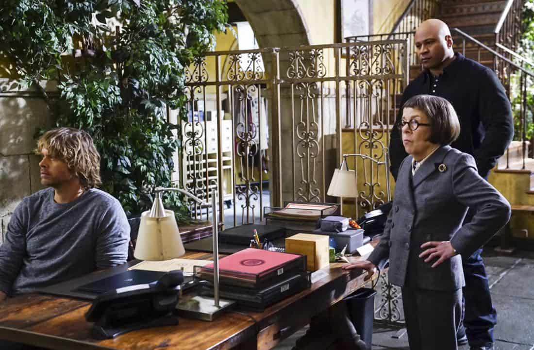"Vendetta" - Pictured: Eric Christian Olsen (LAPD Liaison Marty Deeks, Linda Hunt (Henrietta "Hetty" Lange) and LL COOL J (Special Agent Sam Hanna). Callen and Sam join forces with Anna Kolcheck (Bar Paly) and the Bureau of Alcohol, Tobacco and Firearms (ATF), when Arkady Kolcheck (Vyto Ruginis) warns NCIS that a notorious international weapons dealer has returned to the states. Also, the case requires Eric to go undercover as a bank IT technician, on NCIS: LOS ANGELES, Sunday, April 8 (9:00-10:00 PM, ET/PT) on the CBS Television Network. Photo: Monty Brinton/CBS é2018 CBS Broadcasting, Inc. All Rights Reserved.