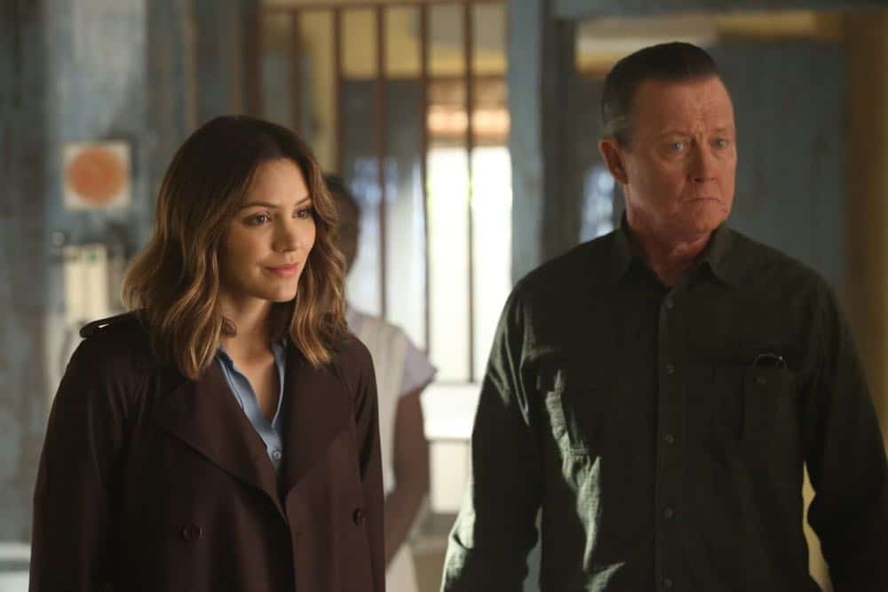 "A Lie in the Sand" -- Team Scorpion heads to Northeast Africa where they must carefully navigate a minefield in order to save the lives of local villagers. Also, Paige and Walter's relationship takes a shocking turn, and Toby and Happy make an important decision, on the fourth season finale of SCORPION, Monday, April 16 (10:00-11:00 PM, ET/PT) on the CBS Television Network. Pictured: Katharine McPhee, Robert Patrick. Photo: Michael Yarish/CBS é2018 CBS Broadcasting, Inc. All Rights Reserved