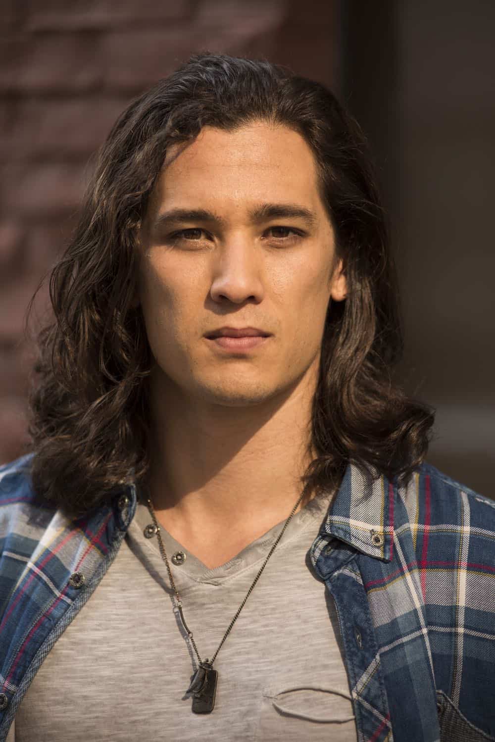 SHADOWHUNTERS - "Thy Soul Instructed" - Jace’s concerns grow about his mental state and turns to Luke for information on his family’s past. Clary and Izzy go after a rogue vampire and Simon hunts for a new apartment. This episode of "Shadowhunters" airs Tuesday, April 10 (8:00 - 9:00 p.m. EDT) on Freeform. (Freeform/John Medland) CHAI HANSEN