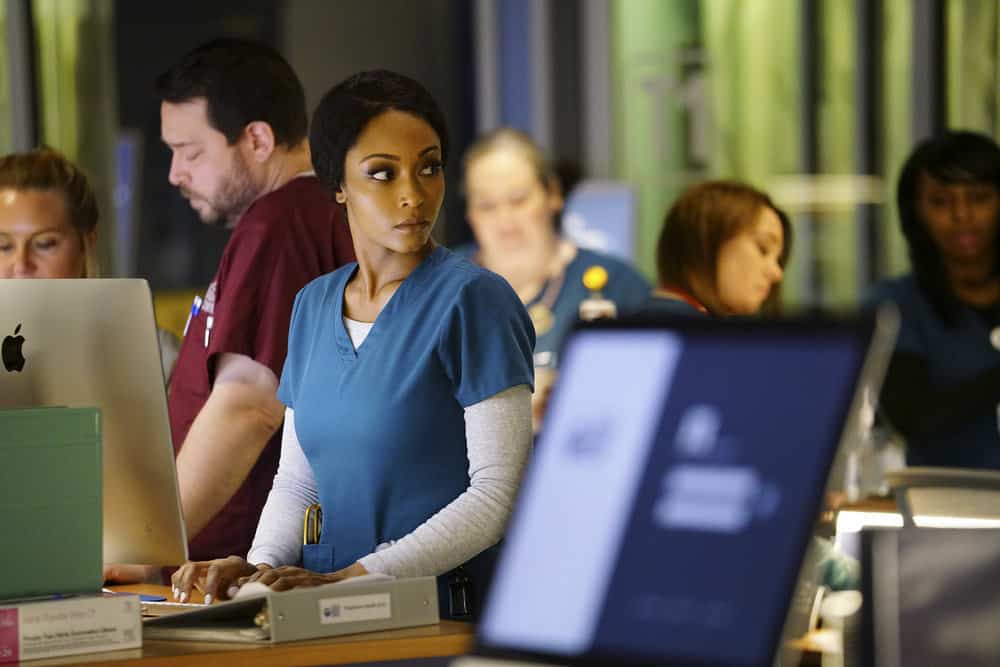 CHICAGO MED -- "Devil in Disguise" Episode 315 -- Pictured: Yaya DaCosta as April Sexton -- (Photo by: Elizabeth Sisson/NBC)