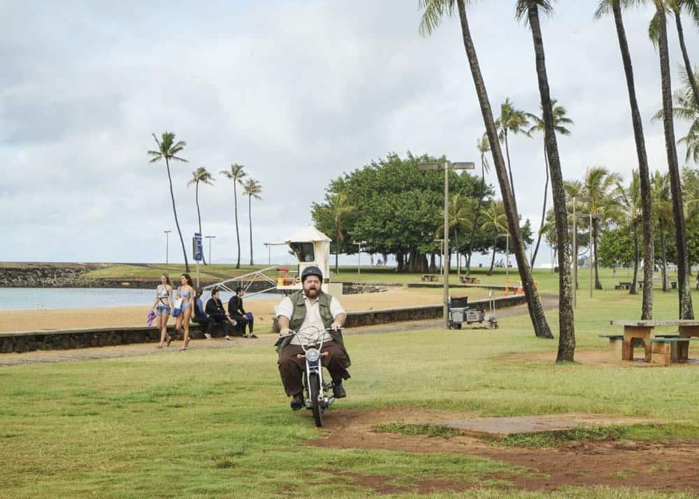"He lokomaika'i ka manu o Kaiona" -- Catherine Rollins (Michelle Borth) recruits McGarrett and Jerry to help her track down a uranium deposit thought to be hidden on an abandoned Hawaiian island before a suspected terrorist can make dirty bombs with it. Also, when Junior falls and is trapped in a ravine, he reflects on his estranged relationship with his father, on HAWAII FIVE-0, Friday, April 13 (9:00-10:00 PM, ET/PT) on the CBS Television Network. Pictured: Jorge Garcia as Jerry Ortega. Photo: Karen Neal/CBS é2018 CBS Broadcasting, Inc. All Rights Reserved ("He lokomaika'i ka manu o Kaiona" is Hawaiian for "Kind is the Bird of Kaiona")