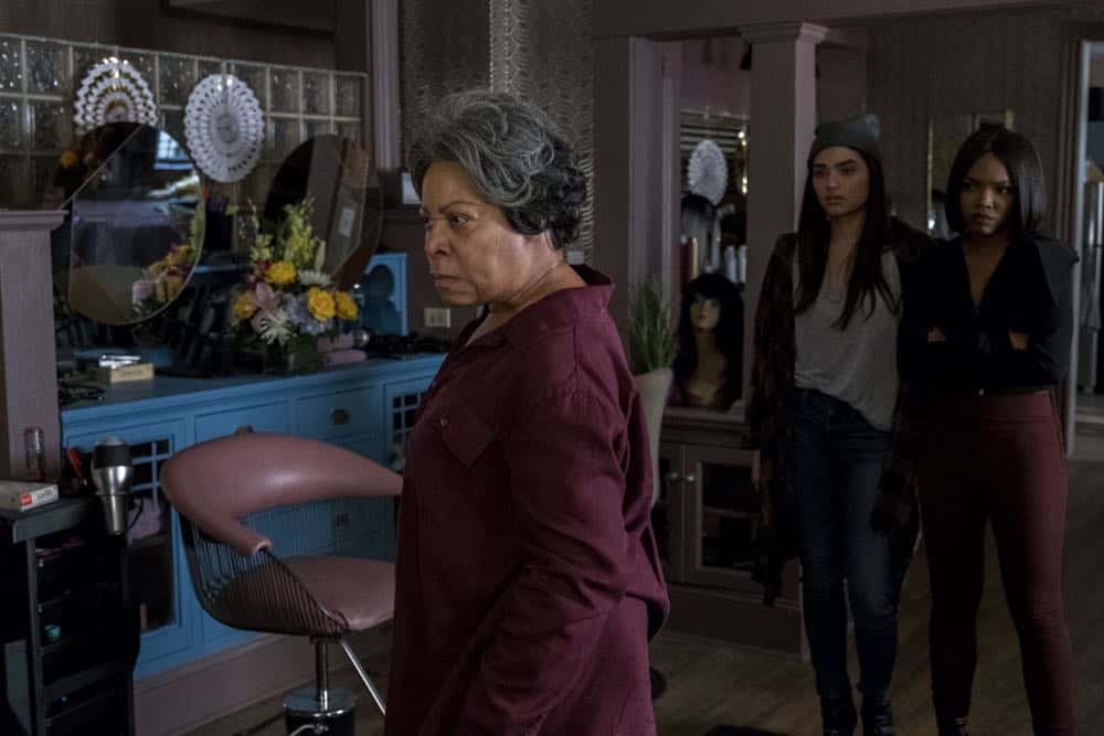STAR: L-R: Guest star Juanita Jennings, Brittany O'Grady and Ryan Destiny in the "Forward (E)Motion" episode of STAR airing Wednesday, April 18 (9:00-10:00 PM ET/PT) on FOX. ©2018 Fox Broadcasting Co. CR: Wilford Harewood/FOX
