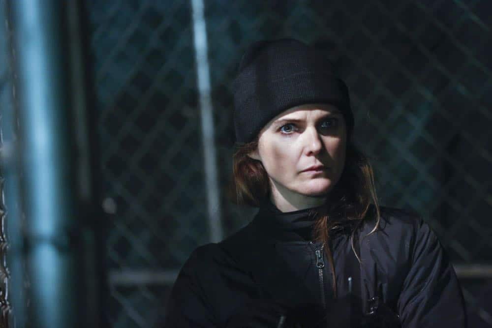 THE AMERICANS -- "Mr. and Mrs. Teacup" -- Season 6, Episode 4 (Airs Wednesday, April 18, 10:00 pm/ep) -- Pictured: Keri Russell as Elizabeth Jennings. CR: Eric Liebowitz/FX