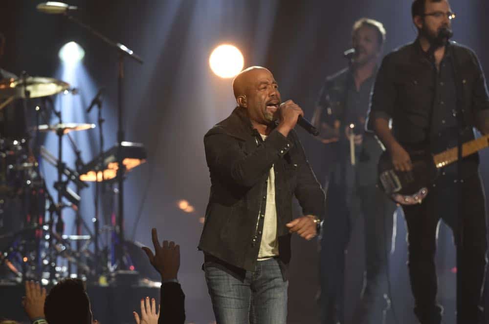 Darius Rucker performs at the 53RD ACADEMY OF COUNTRY MUSIC AWARDS, live from the MGM Grand Garden Arena in Las Vegas Sunday, April 15, 2018 at 8:00 PM ET/PT on CBS. Photo: Michele Crowe/CBS ©2018 CBS Broadcasting, Inc. All Rights Reserved