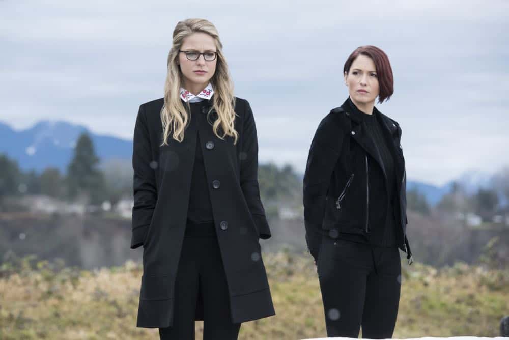 Supergirl -- "Schott Through the Heart" -- Image Number: SPG314b_0092.jpg -- Pictured (L-R): Melissa Benoist as Kara/Supergirl and Chyler Leigh as Alex -- Photo: Dean Buscher/The CW -- é 2018 The CW Network, LLC. All rights reserved.