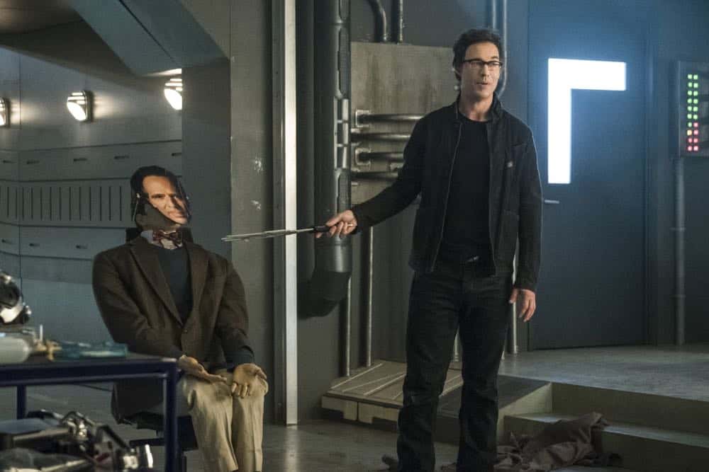 The Flash -- "Lose Yourself" -- Image Number: FLA418a_0205b.jpg -- Pictured: Tom Cavanagh as Harrison Wells -- Photo: Katie Yu/The CW -- é 2018 The CW Network, LLC. All rights reserved