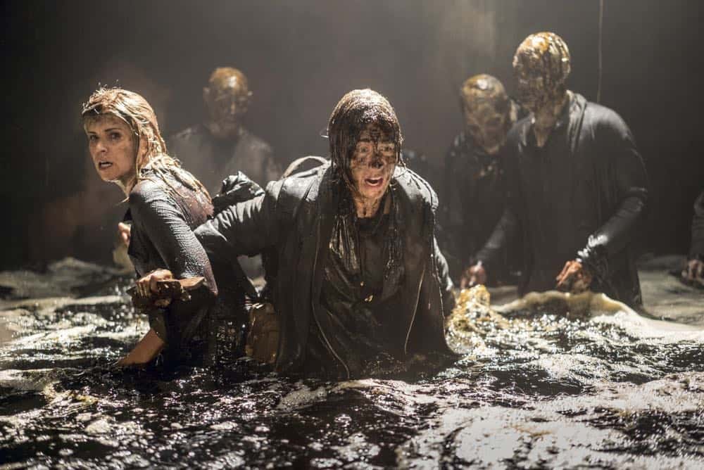 Jenna Elfman as Naomi, Kim Dickens as Madison Clark - Fear the Walking Dead _ Season 4, Episode 2 - Photo Credit: Richard Foreman, Jr/AMC