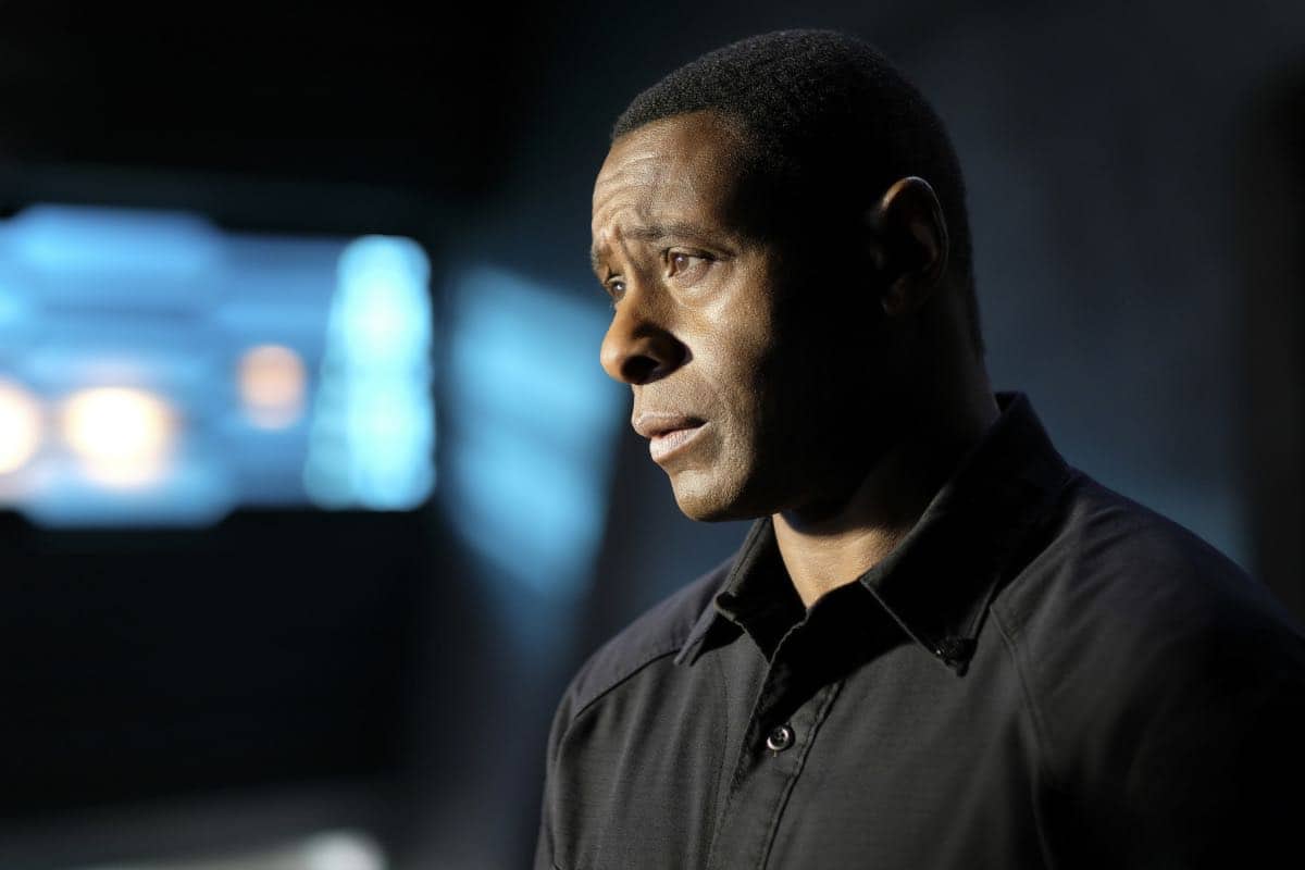 Supergirl -- "In Search of Lost Time" -- Image Number: SPG315a_0053.jpg -- Pictured: David Harewood as Hank/ J'onn -- Photo: Robert Falconer/The CW -- é 2018 The CW Network, LLC. All Rights Reserved.