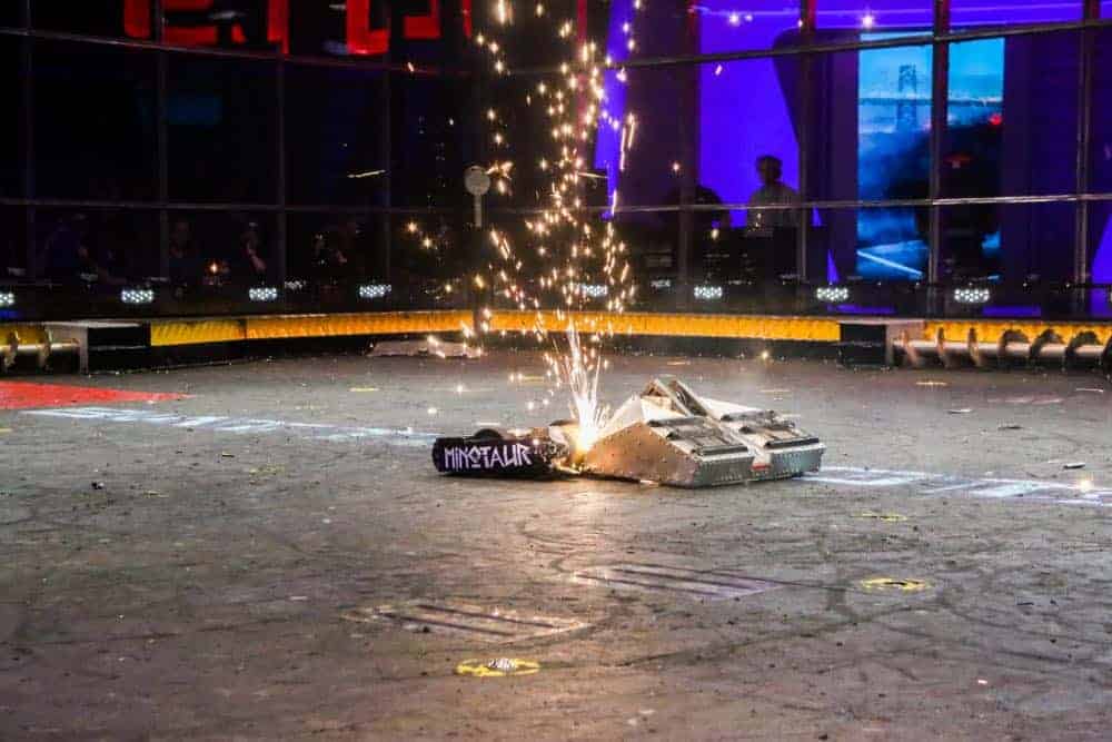 Discovery & Science Set BattleBots Premiere Dates SEAT42F