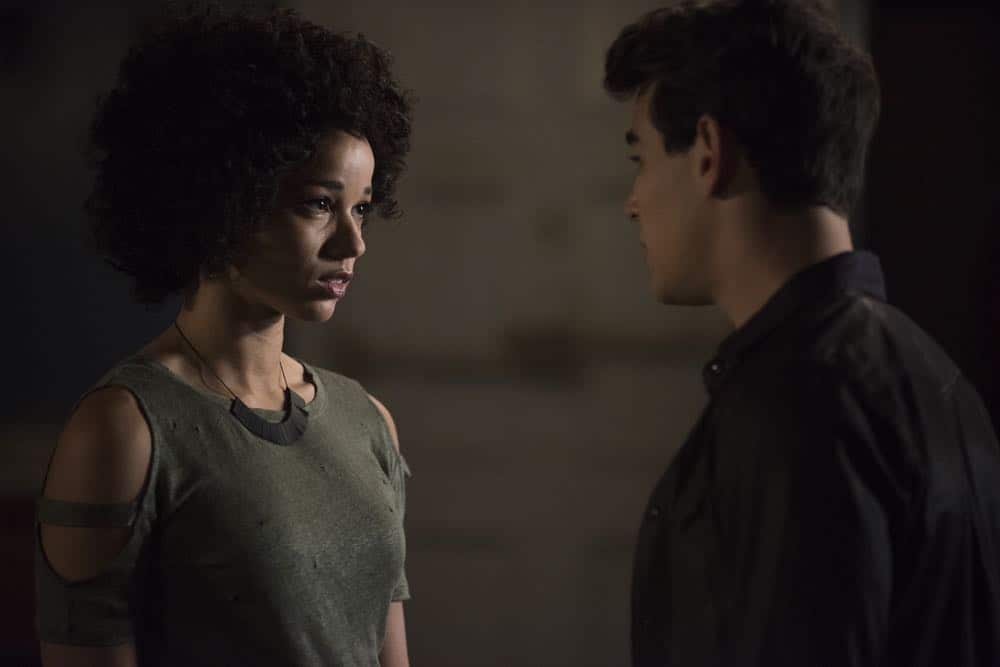 SHADOWHUNTERS - "A Window Into an Empty Room" - Clary teams up with Magnus to investigate a recent demon attack. Simon is stunned with he’s visited by someone he never thought he’d see again, and who now won’t seem to leave. Meanwhile, Izzy worries about dinner with her family and a special guest and Luke reaches out to Maryse. This episode of "Shadowhunters" airs Tuesday, April 24 (8:00 - 9:00 p.m. EDT) on Freeform. (Freeform/John Medland) ALISHA WAINWRIGHT, ALBERTO ROSENDE