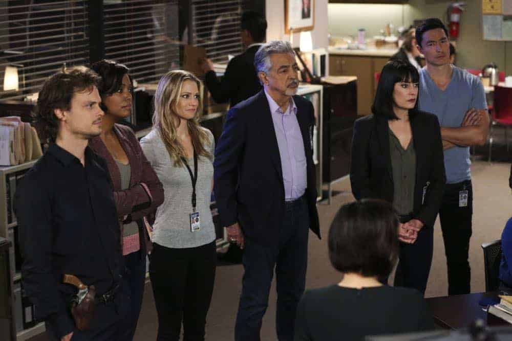 "Believer" -- When Reid discovers former FBI Special Agent Owen Quinn (James Urbaniak) locked inside a storage unit, the BAU questions the credibility of Quinn's bizarre accounts of searching for an UnSub that he named "The Strangler," on the second episode of the double-episode 13th season finale cliffhanger of CRIMINAL MINDS, Wednesday, April 18 (10:00-11:00 PM, ET/PT) on the CBS Television Network. Pictured: Matthew Gray Gubler (Dr. Spencer Reid), Aisha Tyler (Dr. Tara Lewis), A.J. Cook (Jennifer Jareau), Joe Mantegna (David Rossi), Paget Brewster (Emily Prentiss), Daniel Henney (Matt Simmons) Photo: Michael Yarish/CBS é2018 CBS Broadcasting, Inc. All Rights Reserved