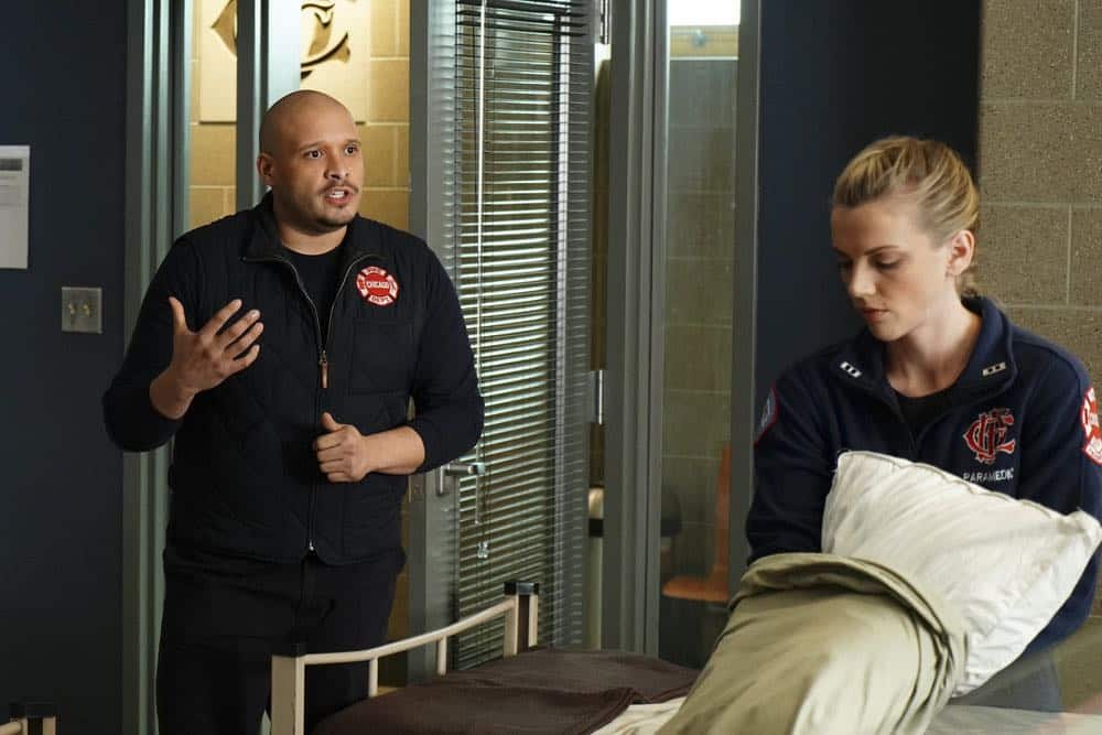 CHICAGO FIRE -- "The Strongest Among Us" Episode 620 -- Pictured: (l-r) Joe Minoso as Joe Cruz, Kara Killmer as Sylvie Brett -- (Photo by: Elizabeth Morris/NBC)