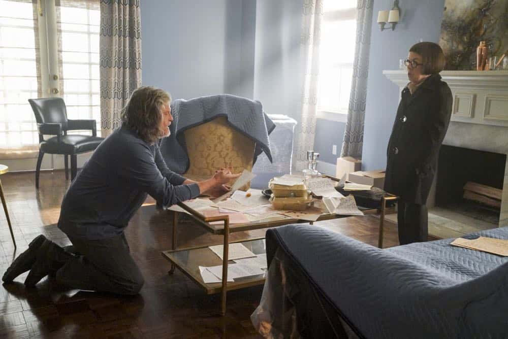 "Reentry" - Pictured: Jeff Kober (Harris Keane) and Linda Hunt (Henrietta "Hetty" Lange). Callen, Sam and Nell travel to the Angeles Forest to search for pieces of a failed rocket launch, including a top-secret government device. Also, Hetty tries to help Keane (Jeff Kober) acclimate to life in the states, on NCIS: LOS ANGELES, Sunday, April 29 (9:00-10:00 PM, ET/PT) on the CBS Television Network. Photo: Bill Inoshita/CBS é2018 CBS Broadcasting, Inc. All Rights Reserved.