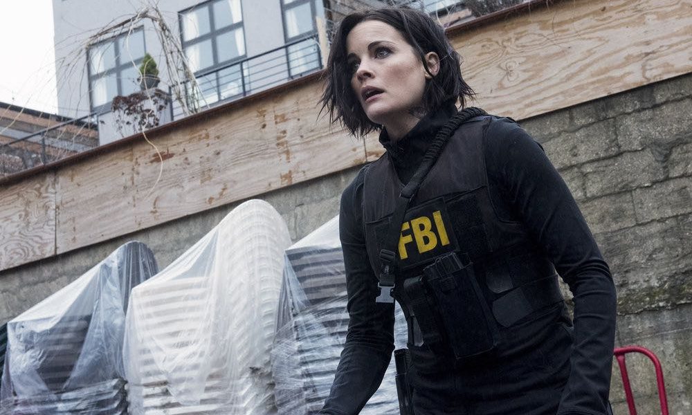 Law And Order Svu Season 21 Dvd Release Date Australia / Law & Order: Special Victims Unit: Photos from "Star ... - Special victims unit premiered on thursday september 26, 2019 on nbc and concluded on april 23, 2020.