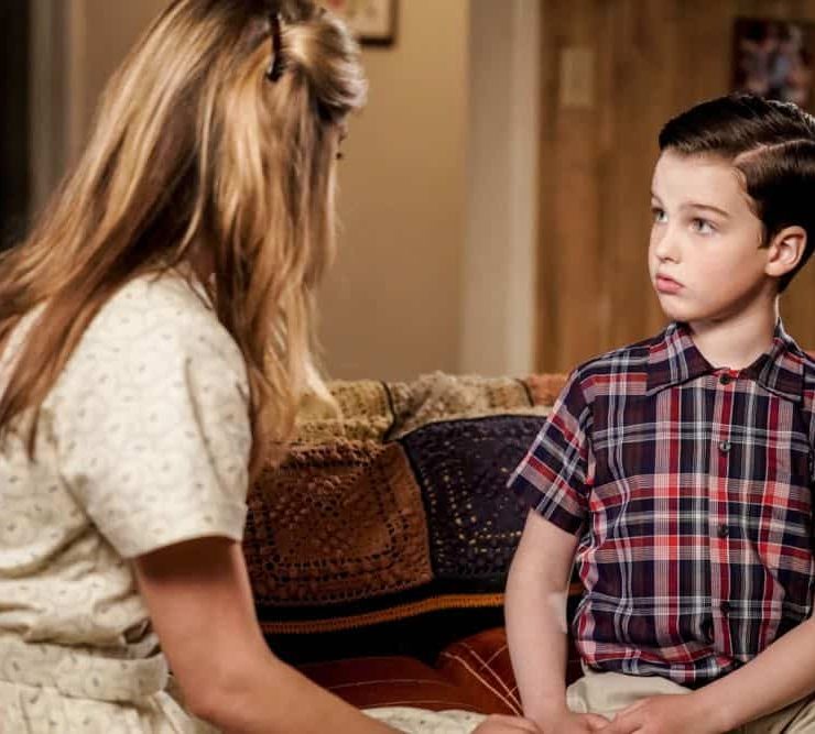 YOUNG SHELDON Season 2 Episode 2 Photos A Rival Prodigy and Sir Isaac Neutron SEAT42F