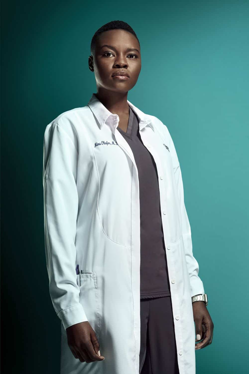 THE RESIDENT: Shaunette Renée Wilson as Dr. Mina Okafor in the second season of THE RESIDENT premiering Monday, Sept. 24 (8:00-9:00 PM ET/PT) on FOX. ©2018 Fox Broadcasting Co. Cr: Miranda Penn Turin/FOX
