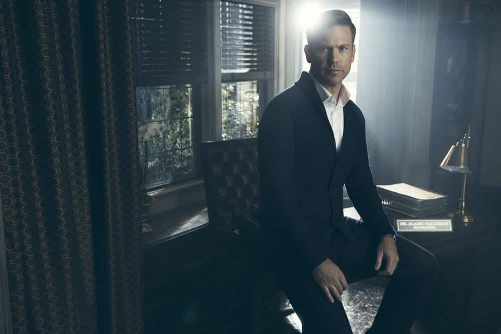 Legacies -- Image Number: LGC1_ALARIC_0008r.jpg -- Pictured: Matthew Davis as Alaric Saltzman -- Photo: Miller Mobley/The CW -- é 2018 The CW Network, LLC. All Rights Reserved. Legacies -- Image Number: LGC1_ALARIC_0008r.jpg -- Pictured: Matthew Davis as Alaric Saltzman -- Photo: Miller Mobley/The CW -- é 2018 The CW Network, LLC. All Rights Reserved.