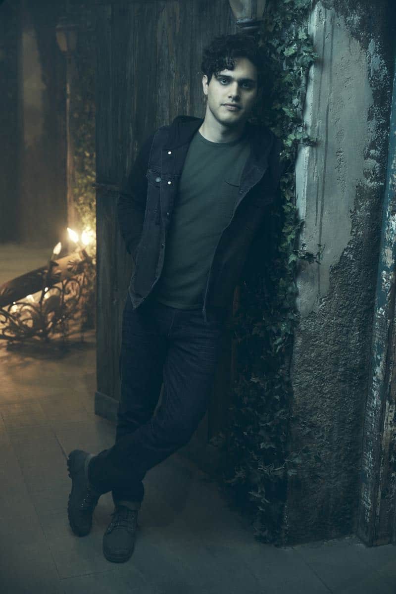 Legacies -- Image Number: LGC1_LANDON_0004r.jpg -- Pictured: Aria Shahghasemi as Landon -- Photo: Miller Mobley/The CW -- é 2018 The CW Network, LLC. All Rights Reserved.