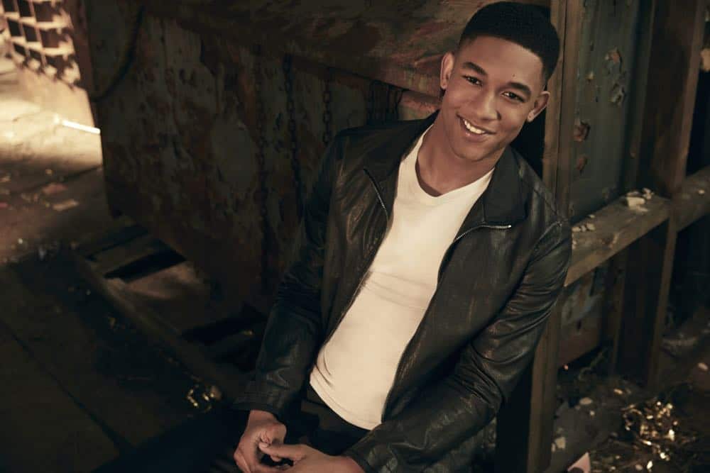 Legacies -- Image Number: LGC1_RAFAEL_0170r.jpg -- Pictured: Peyton Alex Smith as Rafael -- Photo: Miller Mobley/The CW -- é 2018 The CW Network, LLC. All Rights Reserved.