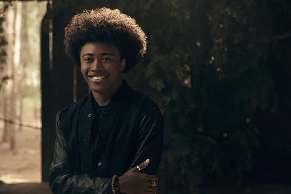 Legacies -- Image Number: LGC1_MILTON_0217r.jpg -- Pictured: Quincy Fouse as Milton Gladstone / MG -- Photo: Miller Mobley/The CW -- é 2018 The CW Network, LLC. All Rights Reserved.