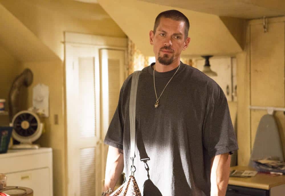 Steve Howey as Kev in SHAMELESS (Season 9, Episode 02, "Mo White for President"). - Photo: Paul Sarkis/SHOWTIME - Photo ID: SHAMELESS_902_970